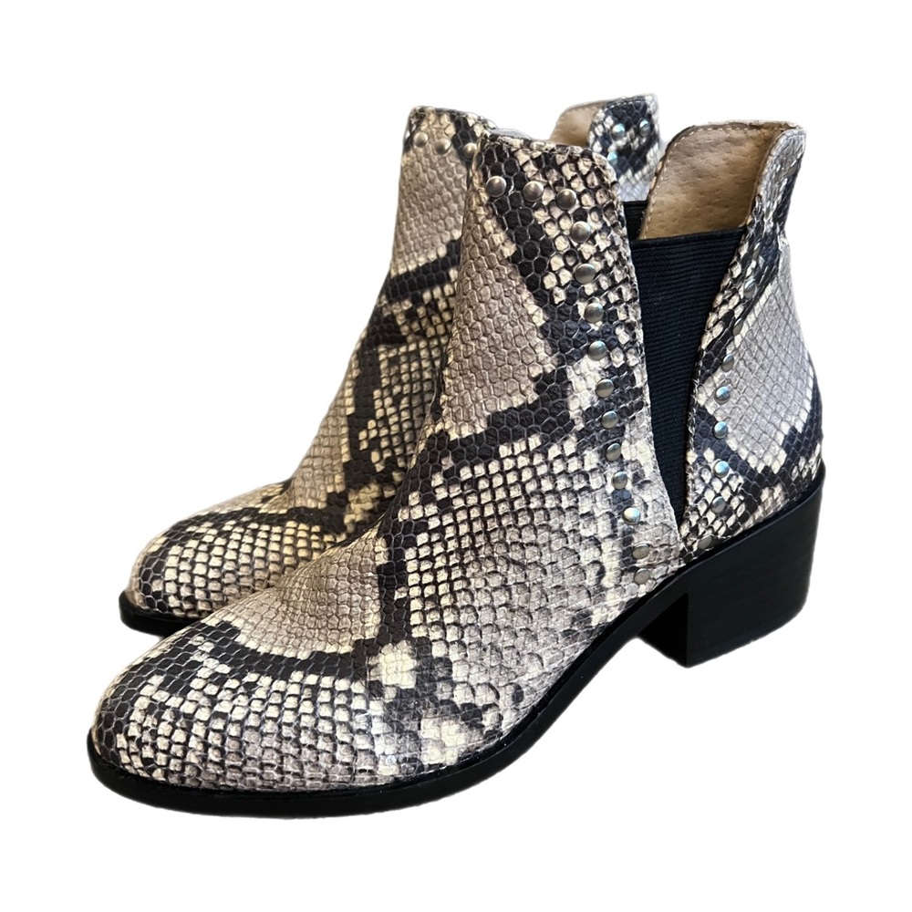 Steve Madden Cade Snakeskin Print Leather Ankle Chelsea Boots Booties 6.5